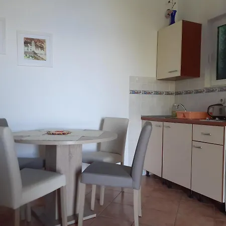 Vila Elvira *